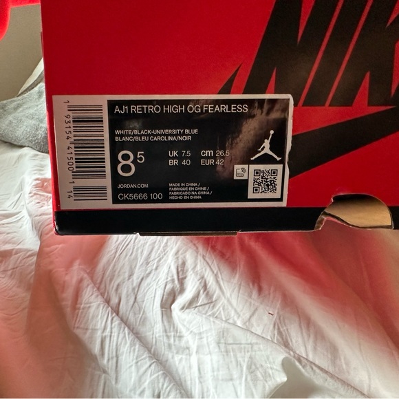 Jordan 1 High fearless - Picture 2 of 4